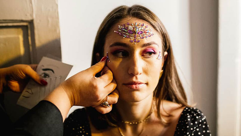 Beauty Corner/Glitter Bar