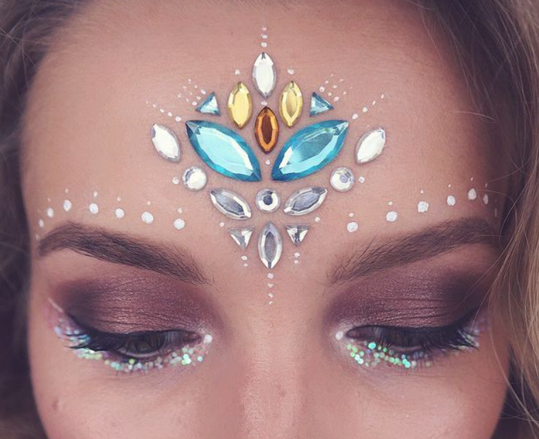 Beauty Corner/Glitter Bar