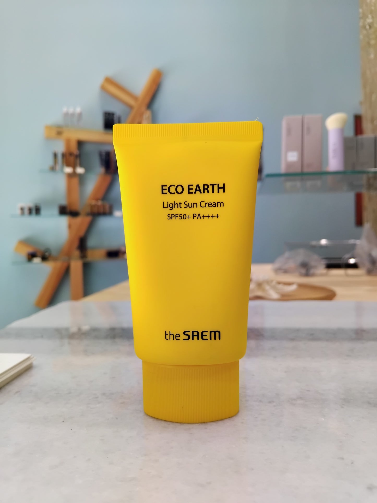 Light Sun Cream SPF50+ PA++++